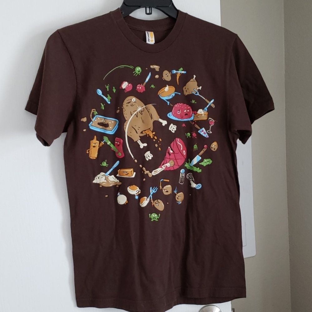 Holiday Food War Shirt Size M